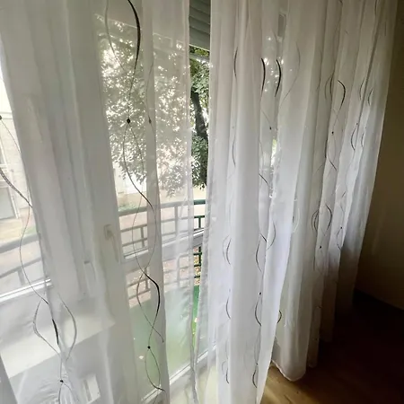 Rezi * Έγκερ