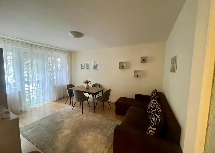 Rezi Apartman *